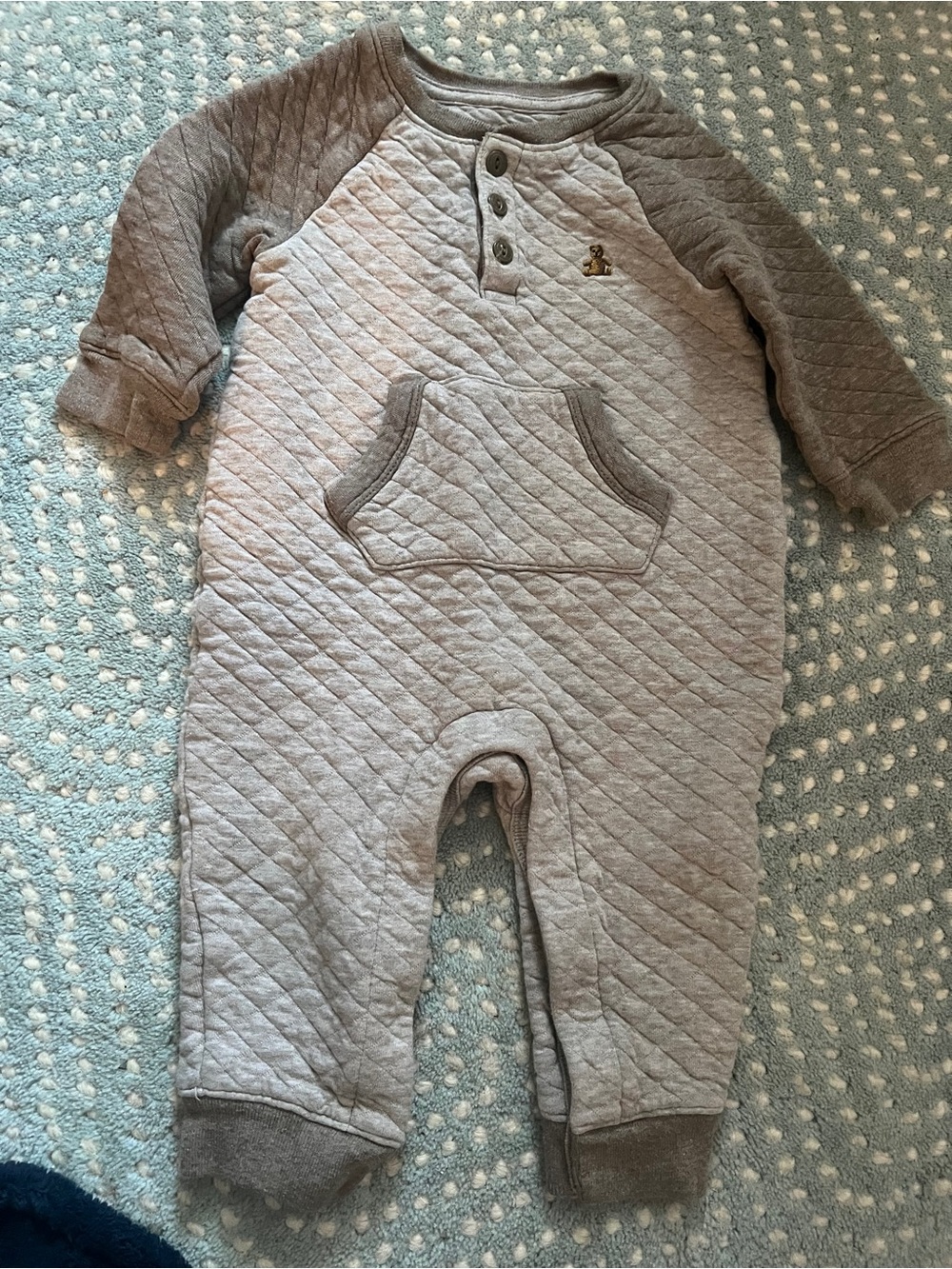 Baby GAP Quilted Beige/Taupe 6-12 Months Baby One-Piece Romper